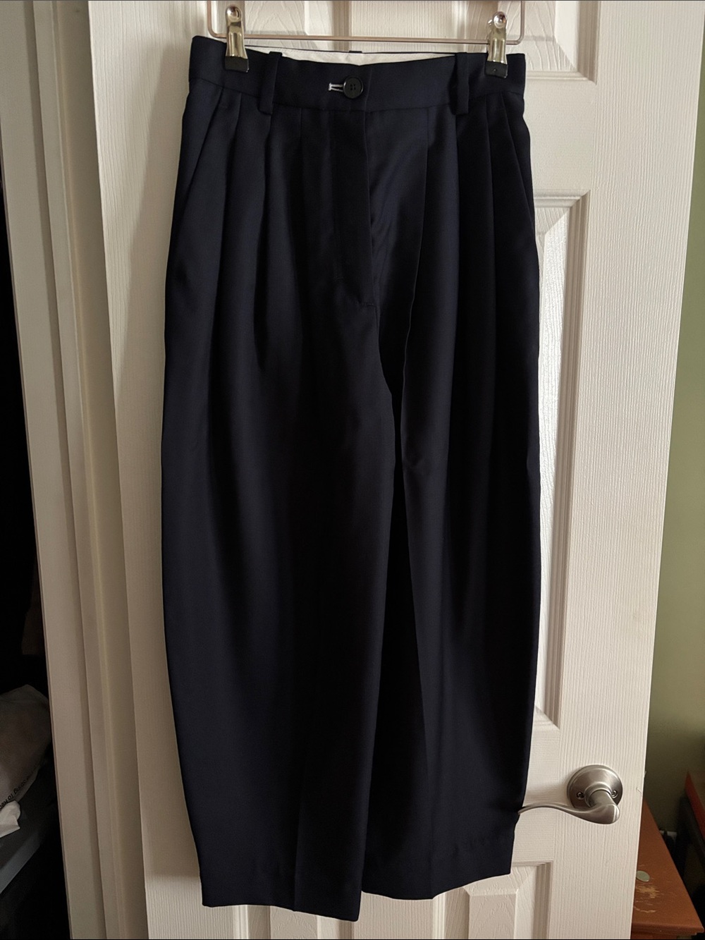 COS Cropped Wool Pleated Dress Pants - Navy size 2